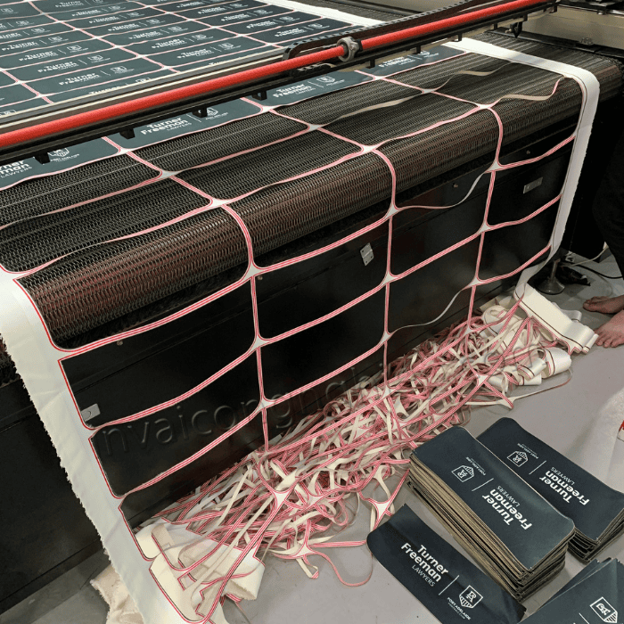 cắt laser túi